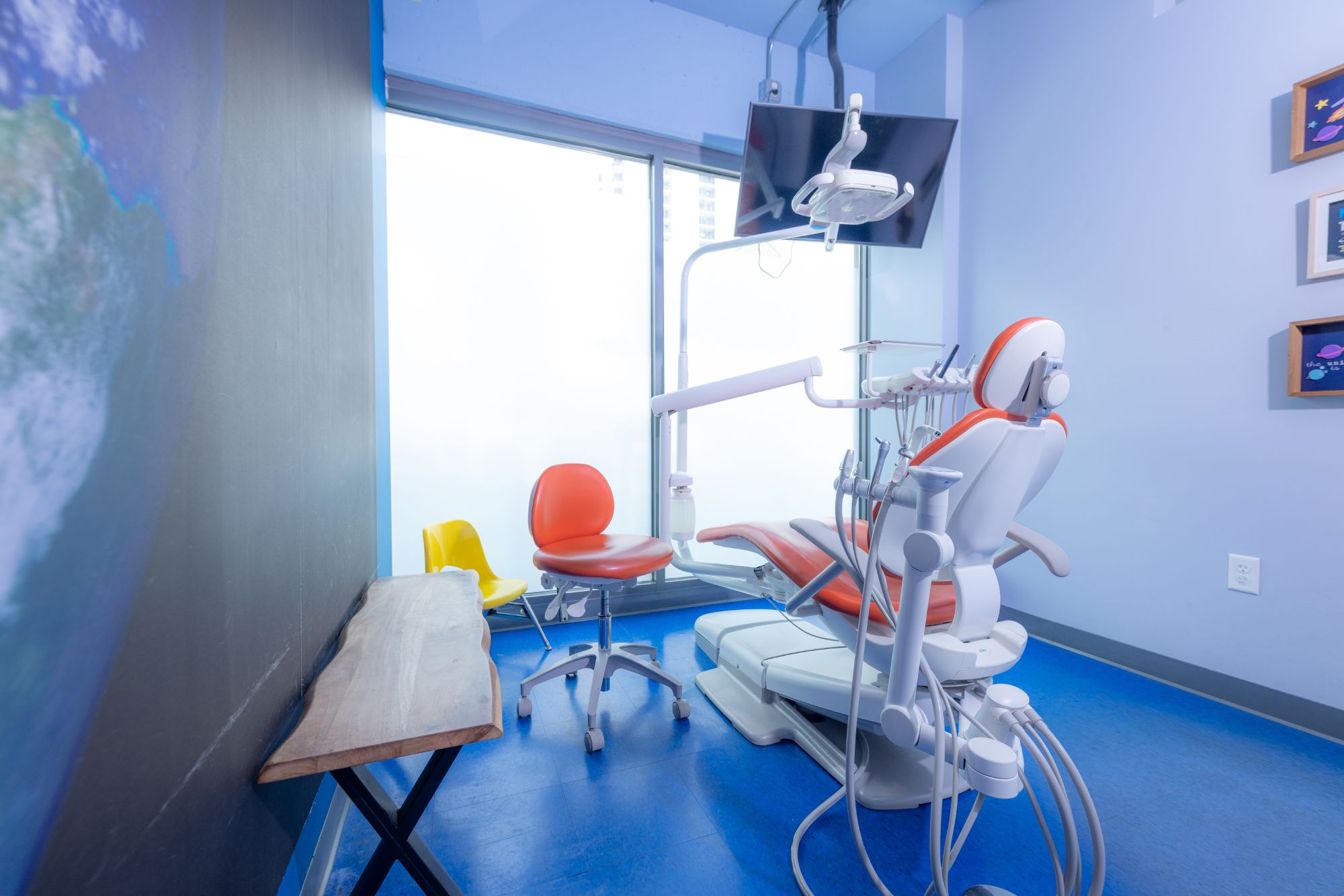 A Treatment Room At Cobblestone Kids Pediatric Dentistry